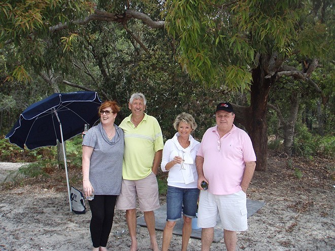 Veronica and Adrian Macumber with Ann and Glyn Pearce © Riviera . http://www.riviera.com.au